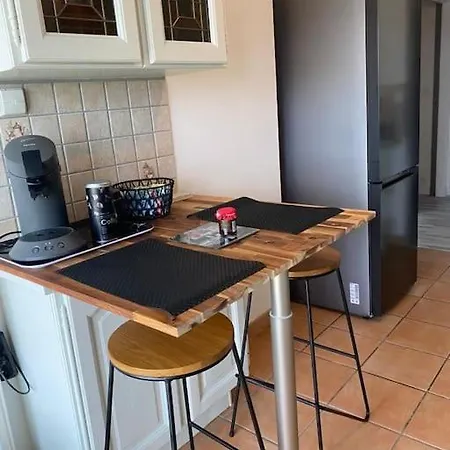 Spacieux דירה